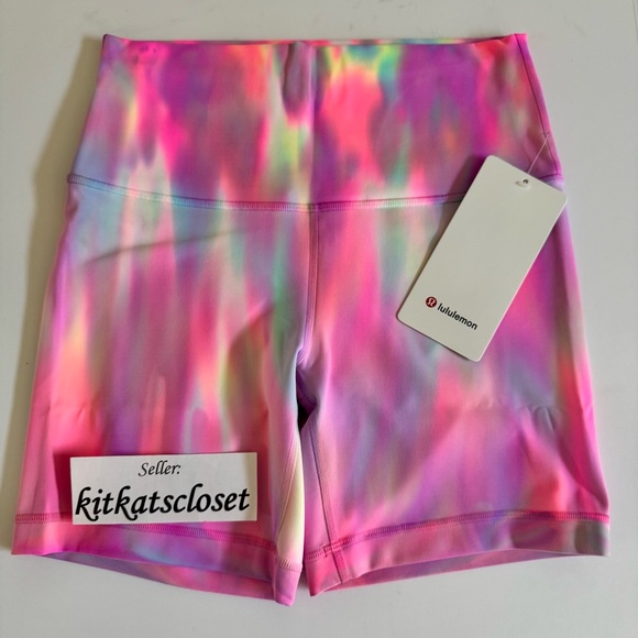 🆕 PSYCHEDELIC WASH MULTI - NWT lululemon wunder train high rise HR short 6" - Picture 1 of 9